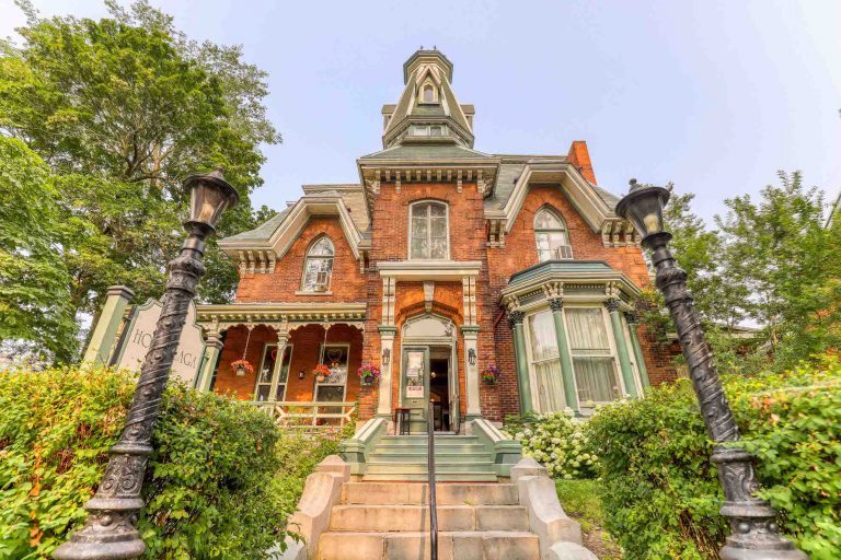 Iconic Victorian Architecture